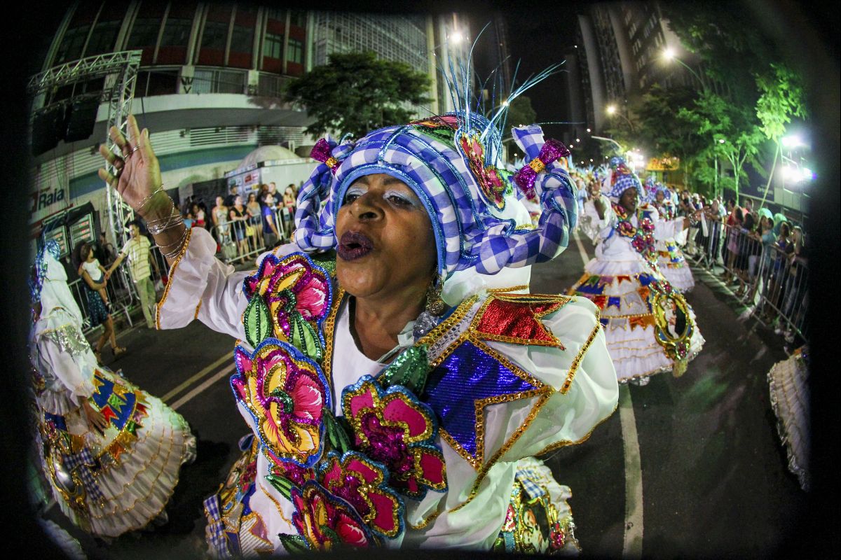 Marechal Deodoro ficará fechada para Baile Infantil e Desfile das escolas de samba de Curitiba. Foto: Daneil Castellano/Gazeta do Povo.