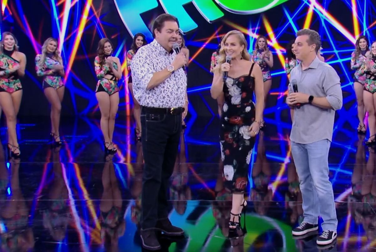 Entrevista do apresentador ao programa dominical da emissora motivou processo da bancada do PT. Foto: Reprodução.