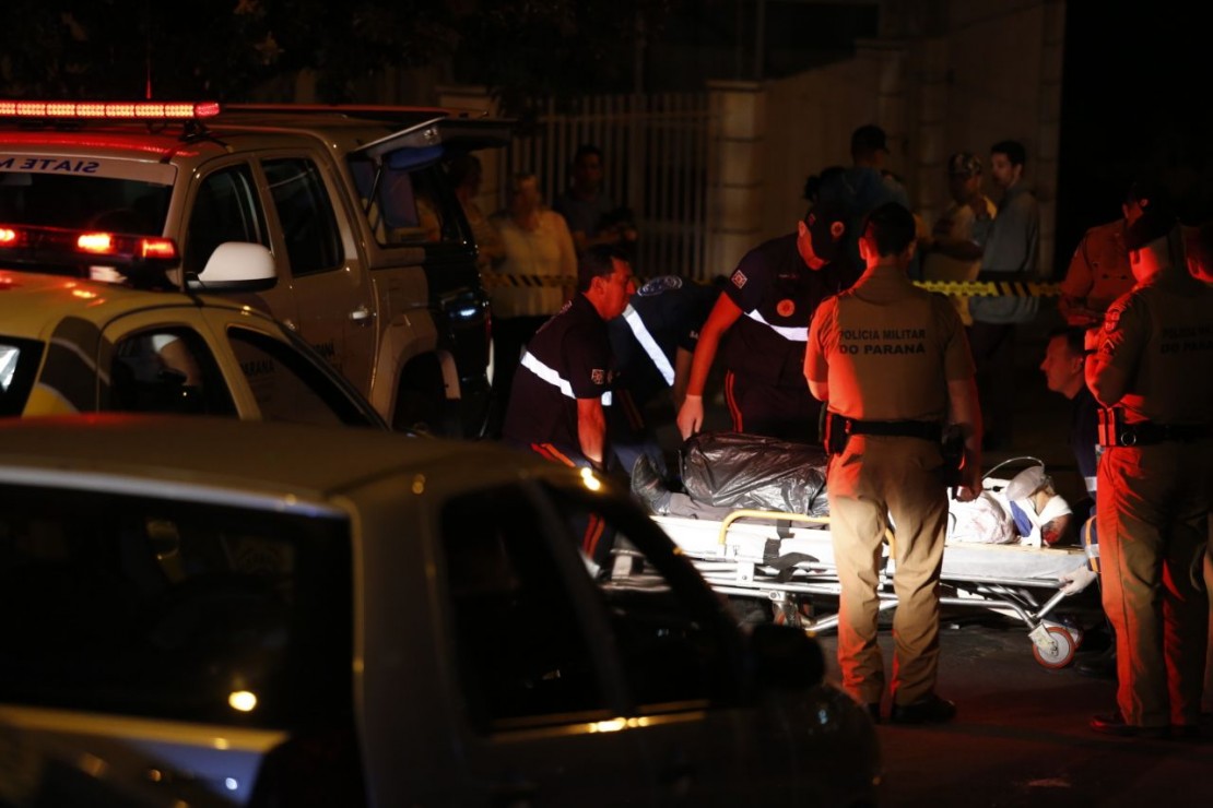 Homem reagiu ao assalto e acabou baleado. Foto: Marco Charneski.