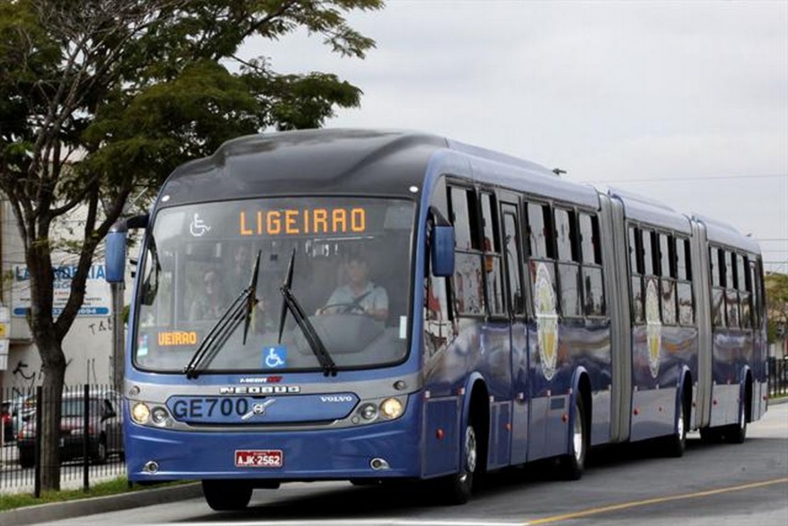 Linha Norte-Sul promete reduzir pela metade o tempo de viagem entre o Santa Cândida e a Praça do Japão. Foto: Cesar Brustolin/SMCS.