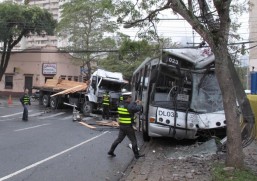 Rua Mateus Leme. Foto: Aniele Nascimento.
