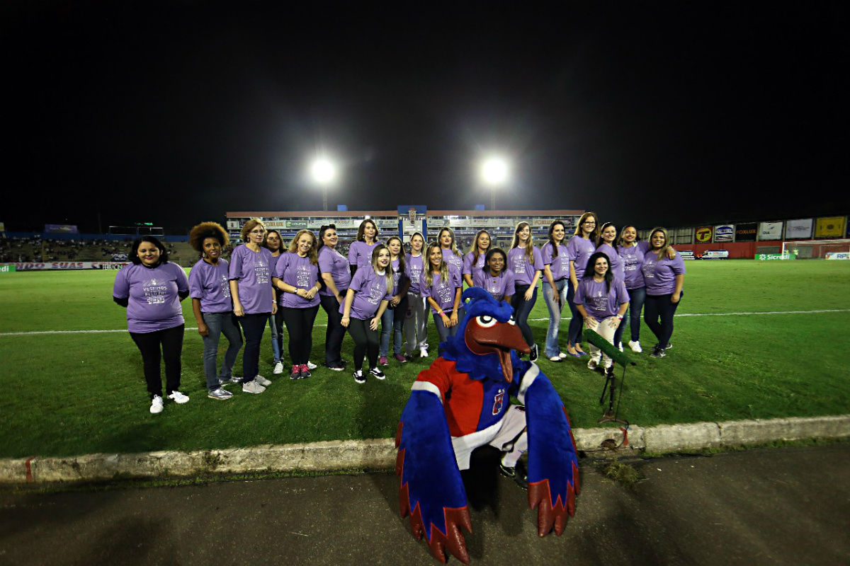 Homenagem às mulheres na Vila Capanema. Foto: Albari Rosa