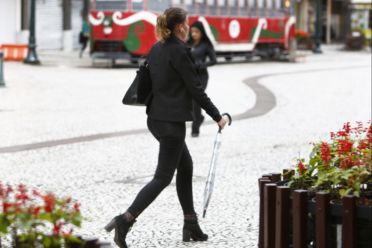 Garoa em Curitiba. Foto: Aniele Nascimento