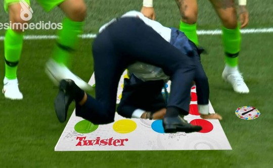 Tite-jogando-twister