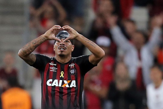 Thiago Carleto é o "cara" do Furacão na temporada. Foto: Albari Rosa.