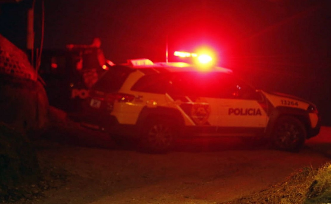 Um rapaz morreu em confronto e outro escapou. Foto: Lineu Filho.