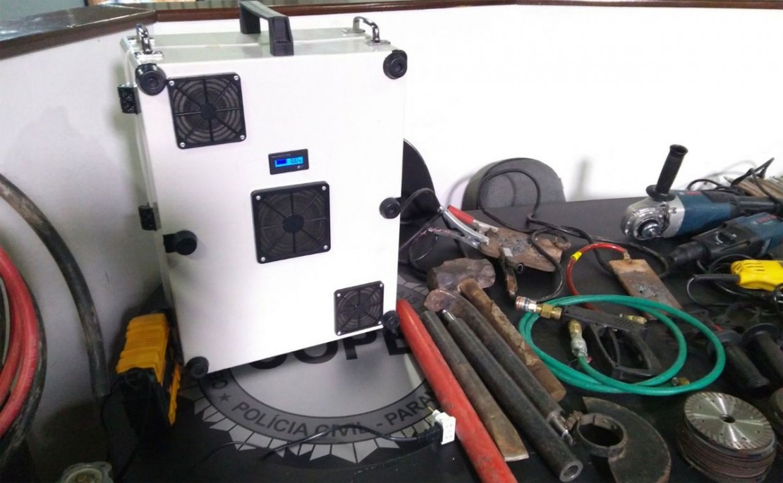 Maleta bloqueadora de sinal custa cerca de R$ 70 mil. Foto: Gerson Klaina.