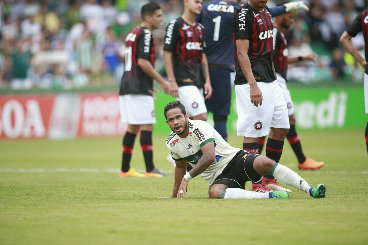 Evandro pouco jogou no time principal do Coritiba em 2018. Foto: Marcelo Andrade