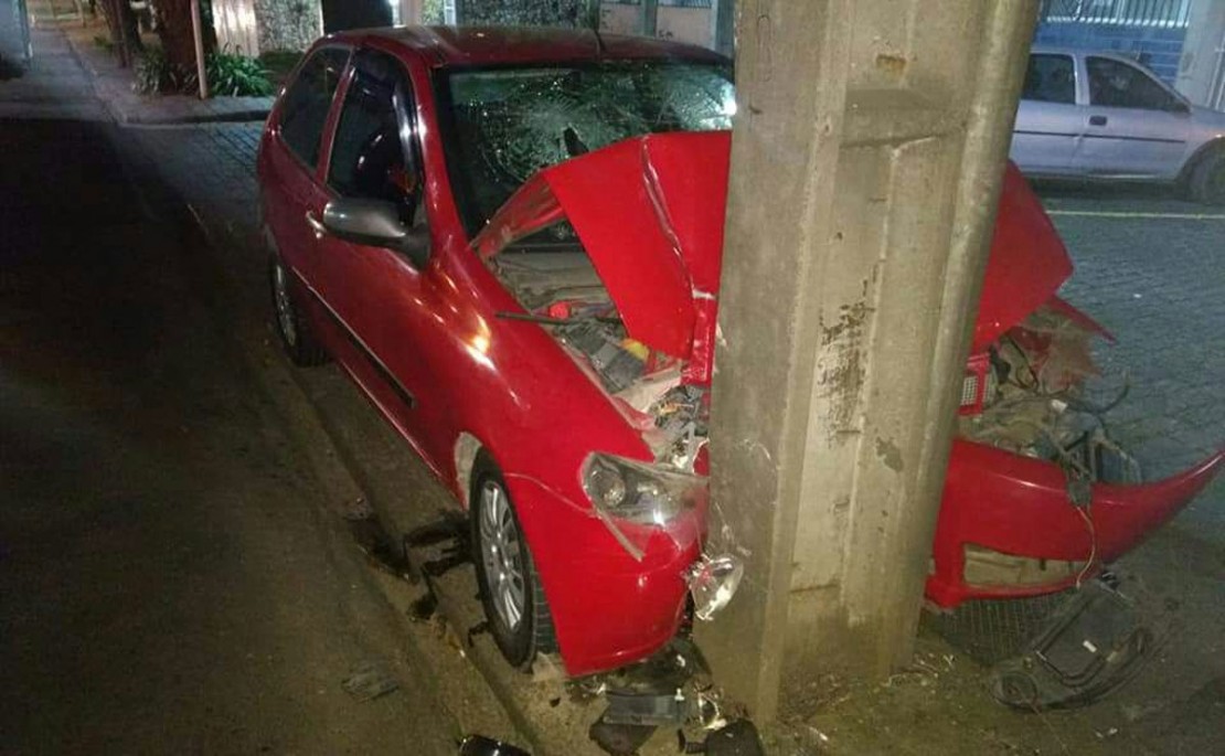 Os dois homens foram socorridos pelo Siate e encaminhados ao Hospital do Trabalhador