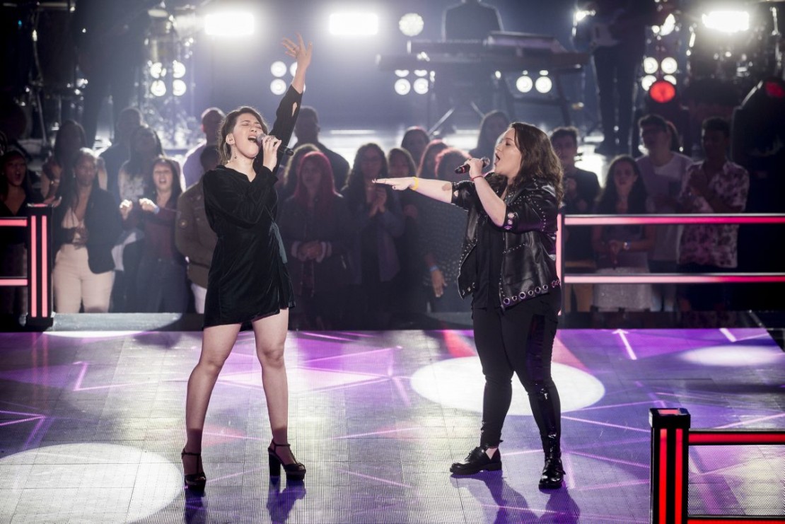 Jennifer Rocha (esquerda) e Gika Bacci (direita) fizeram Ivete levantar para aplaudir. Foto: Isabella Pinheiro/Tv Globo