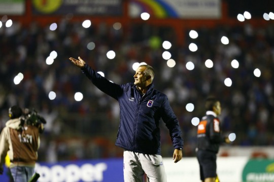 Lisca caiu nas graças da torcida paranista no ano passado. Foto: Marcelo Andrade.