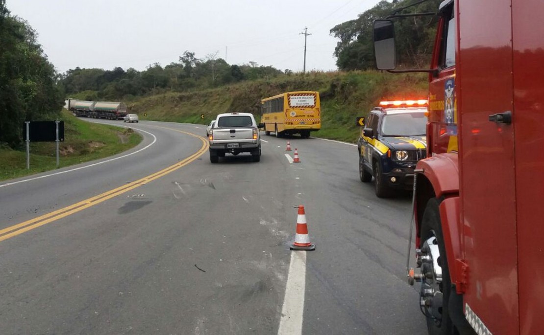De acordo com a PRF, o motorista perdeu o controle do veículo em uma curva. Foto: Divulgação/Polícia Rodoviária Federal.