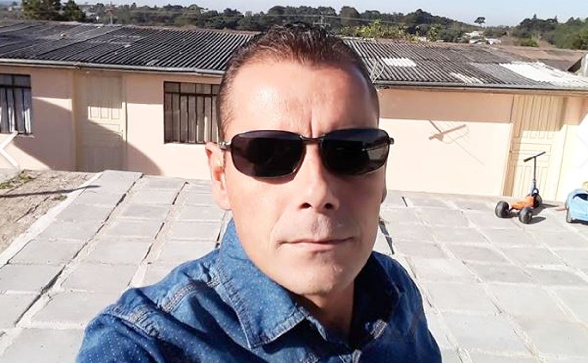 Luciano Cachimanski tinha o hábito de estacionar o veículo na rua para fumar. Foto: Divulgação/Facebook.