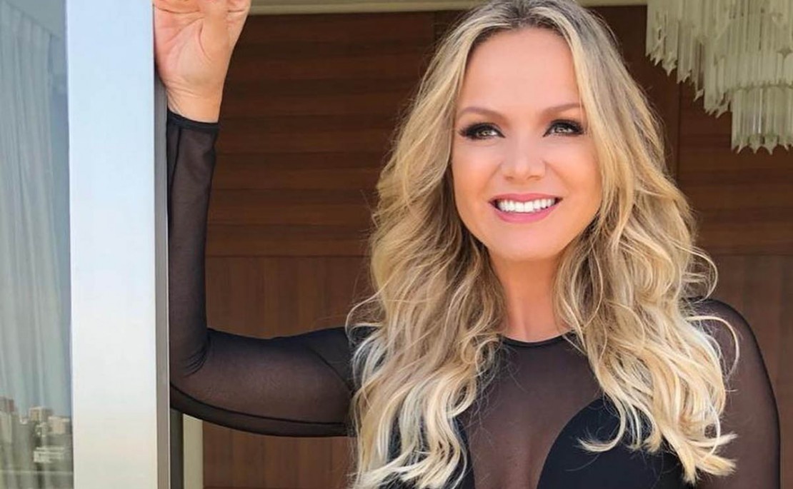 Apresentadora Eliana relembra ajuda de sexóloga na carreira.