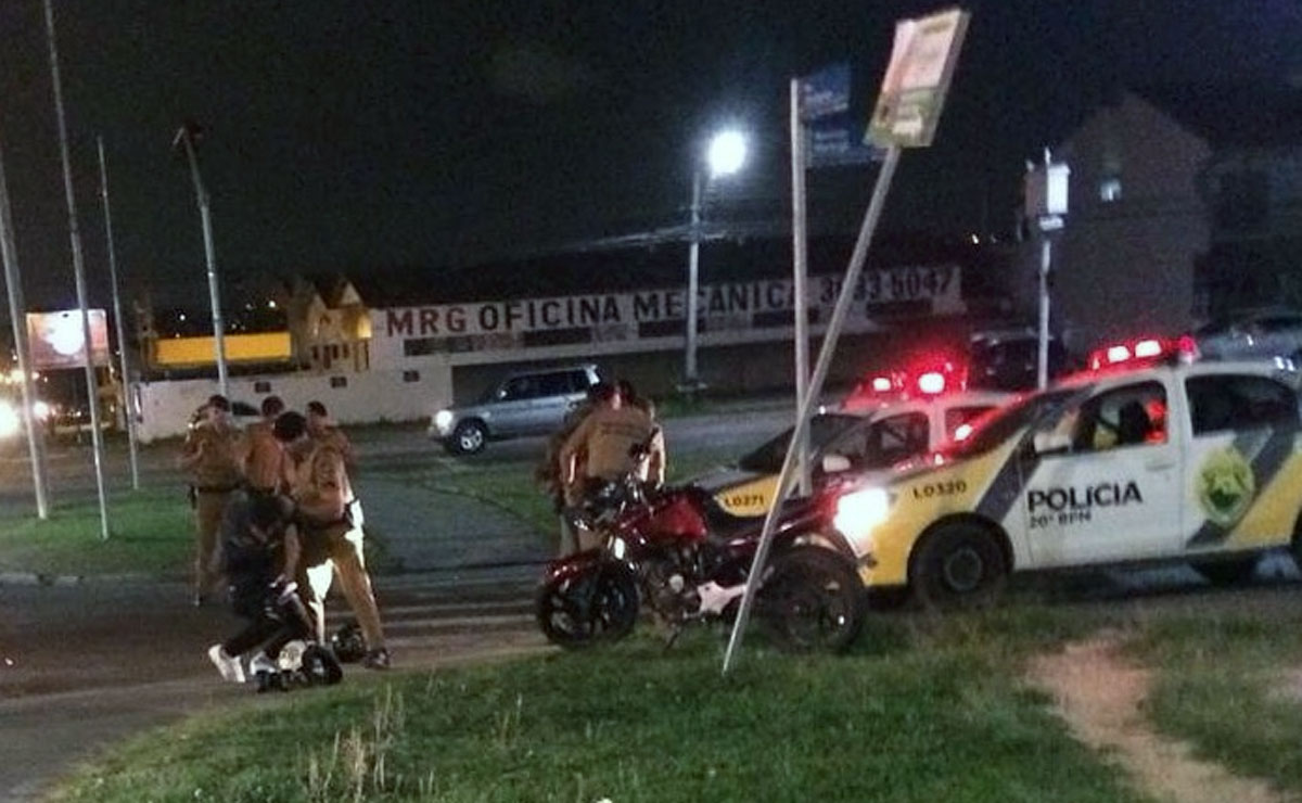 Um dos suspeitos acabou preso logo após a ação. Foto: Colaboração.