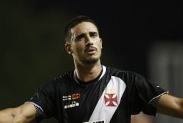 Galhardo chegou a ser titular do Vasco nesta temporada. Foto: Divulgação/CRVG