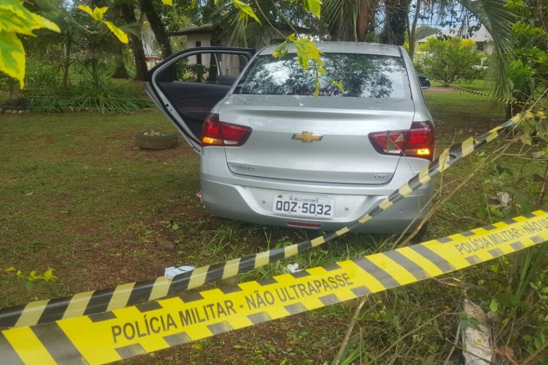 Motorista baleado perde o controle e invade terreno na Grande Curitiba. Foto: Colaboração/Laércio André