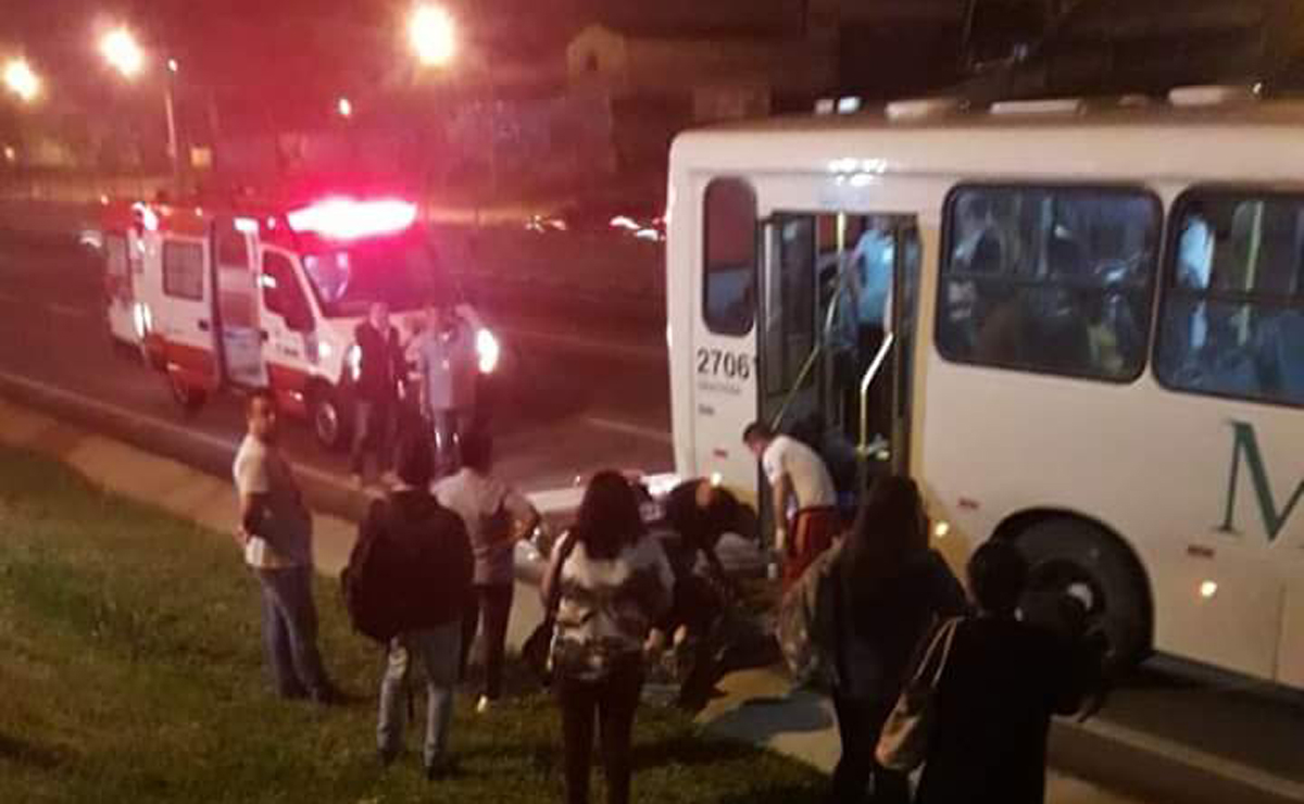 Passageiro é baleado em tentativa de arrastão em Curitiba.