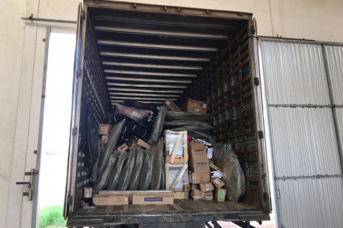 Polícia apreendeu carga roubada avaliada em R$ 1 milhão. Foto: Divulgação/Polícia Civil