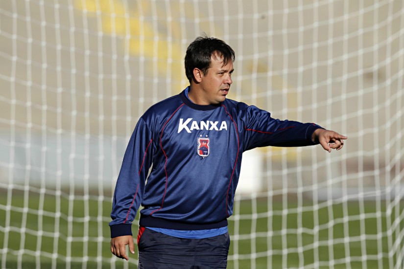 Resultado de imagem para Dado cavalcante, técnico do Paraná