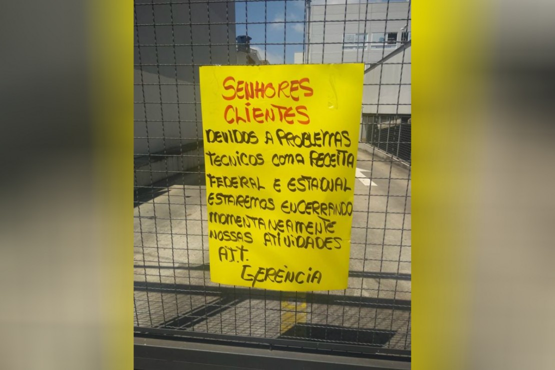 Jacomar teve problemas na emissão de cupons fiscais e ficou fechado na manhã desta segunda. Foto: Colaboração