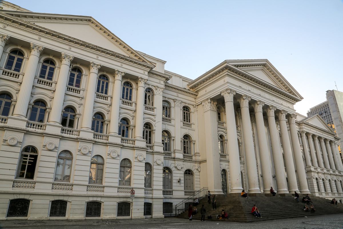 Ensalamento do vestibular da UFPR foi divulgado nesta terça. Foto: Marcelo Elias/Arquivo/Gazeta do Povo