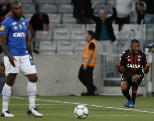 Marcelo abriu o placar na Arena. Foto: Albari Rosa. 