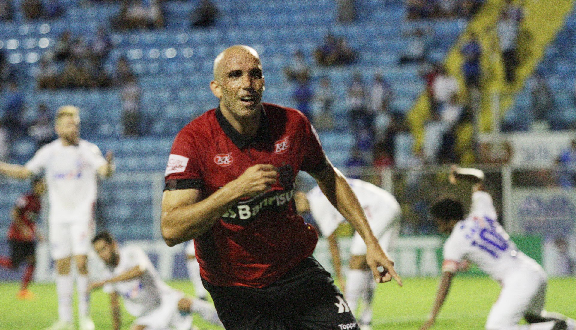 Éder Sciola também pode pintar no Tricolor. Foto: Divulgação.