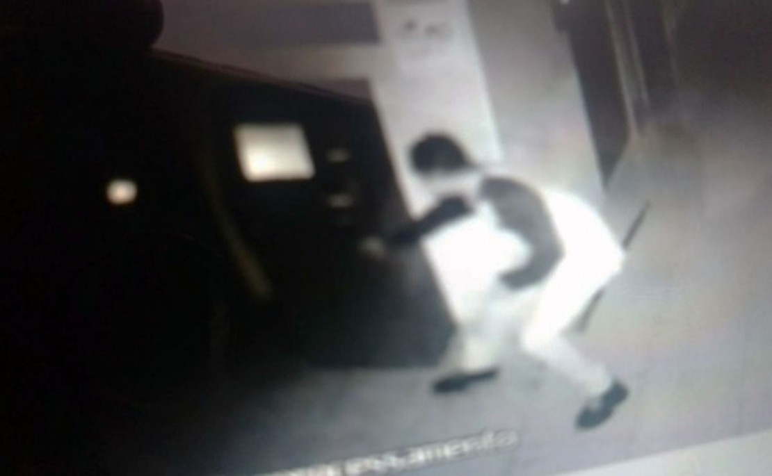 Ação foi flagrada por uma câmera de segurança do local. Foto: Divulgação/Prefeitura de Pontal do Paraná.