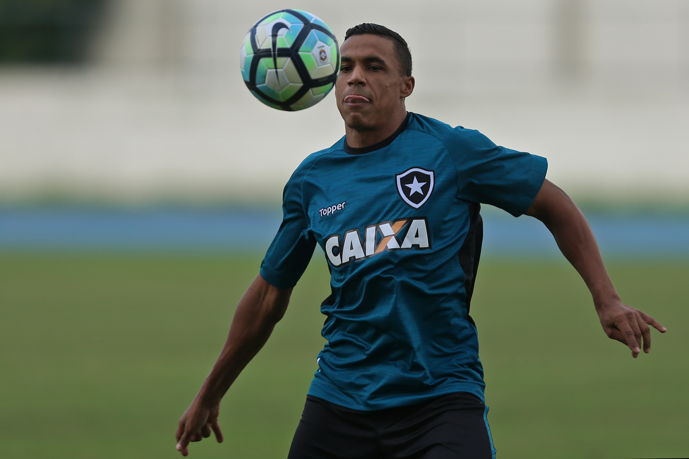 Arnaldo também na mira do Coritiba. Foto: Vítor Silva/SSPress/Botafogo