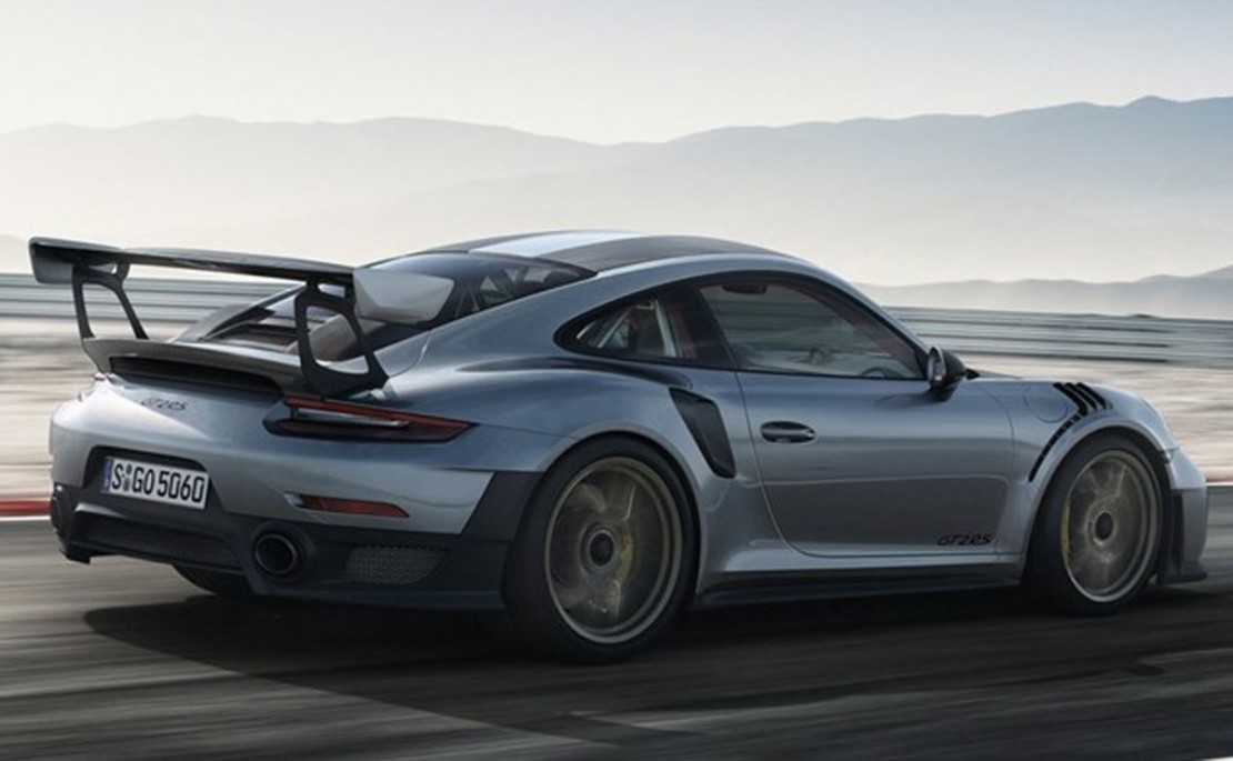 PORSCHE-911-GT2-RS