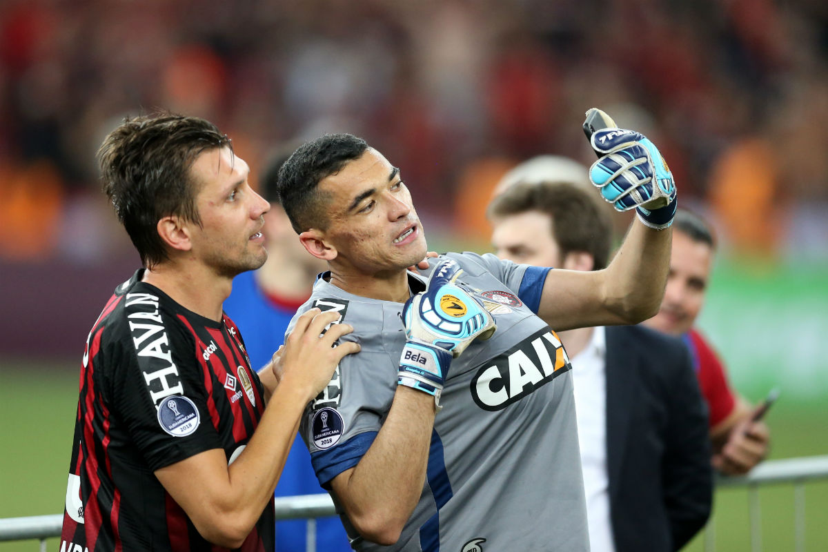 Arqueiro comemora conquista da SUl-Americana. Foto: Albari Rosa