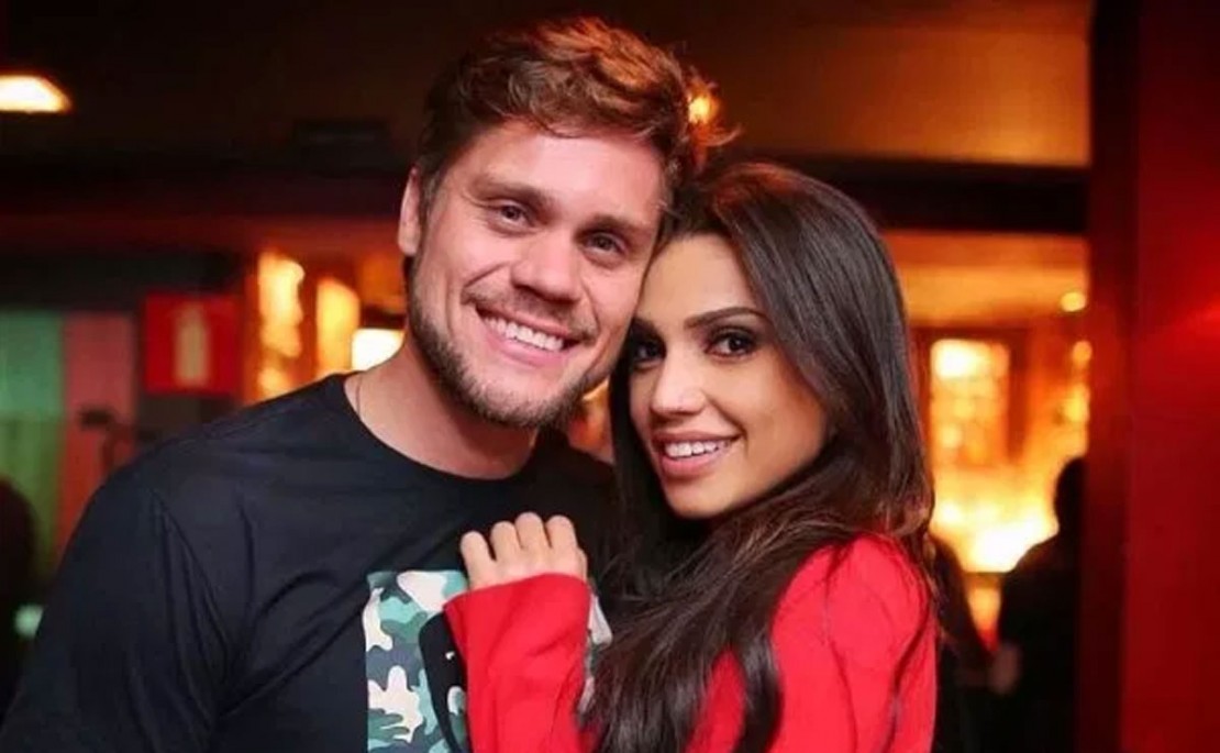 Paula e Breno eram os entrevistados do programa de Sônia Abrão. Foto: Reprodução.