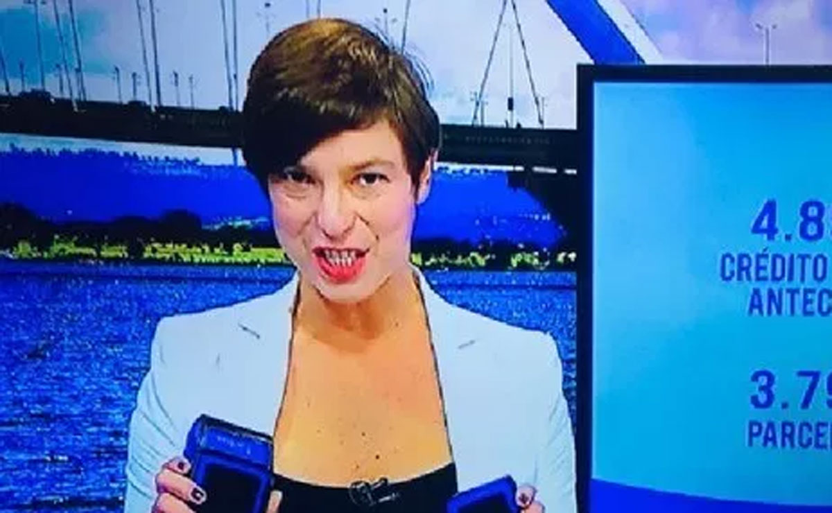 Maria Paula trabalha fazendo o famoso 'merchâ' na Record. Foto: Reprodução.