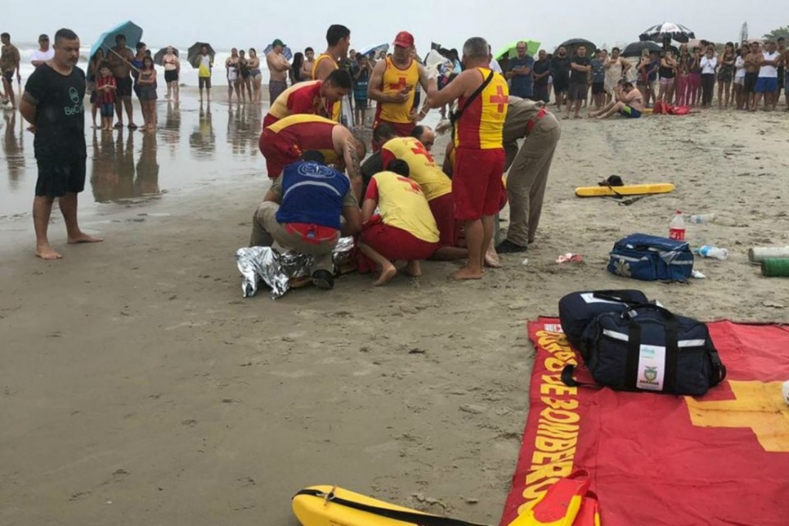 Jovem se afogou no balneário de Coroados, em Guaratuba. Foto: Divulgação/Operação Verão
