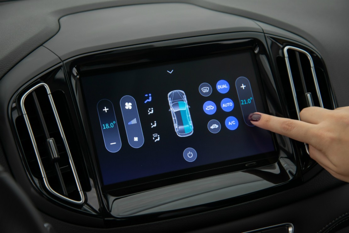 Central multimídia de 9 polegadas e com espelhamento Android e Apple Car Play. Foto: Divulgação