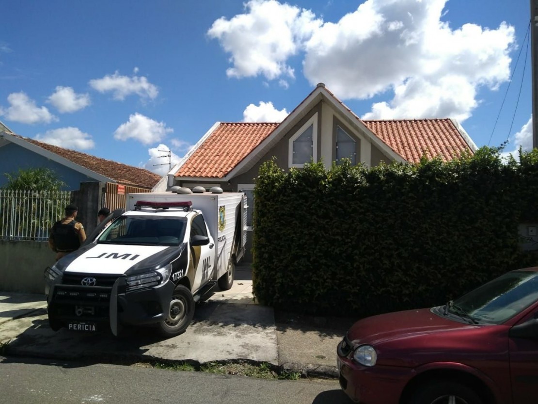 Casa onde o crime aconteceu. Foto: Gerson Klaina / Tribuna do Paraná