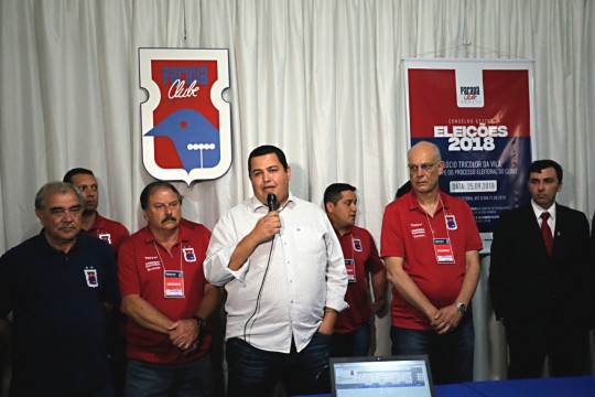 Luiz Carlos Casagrande (esq.) e Leonardo Oliveira após a eleição do ano passado. Foto: Albari Rosa