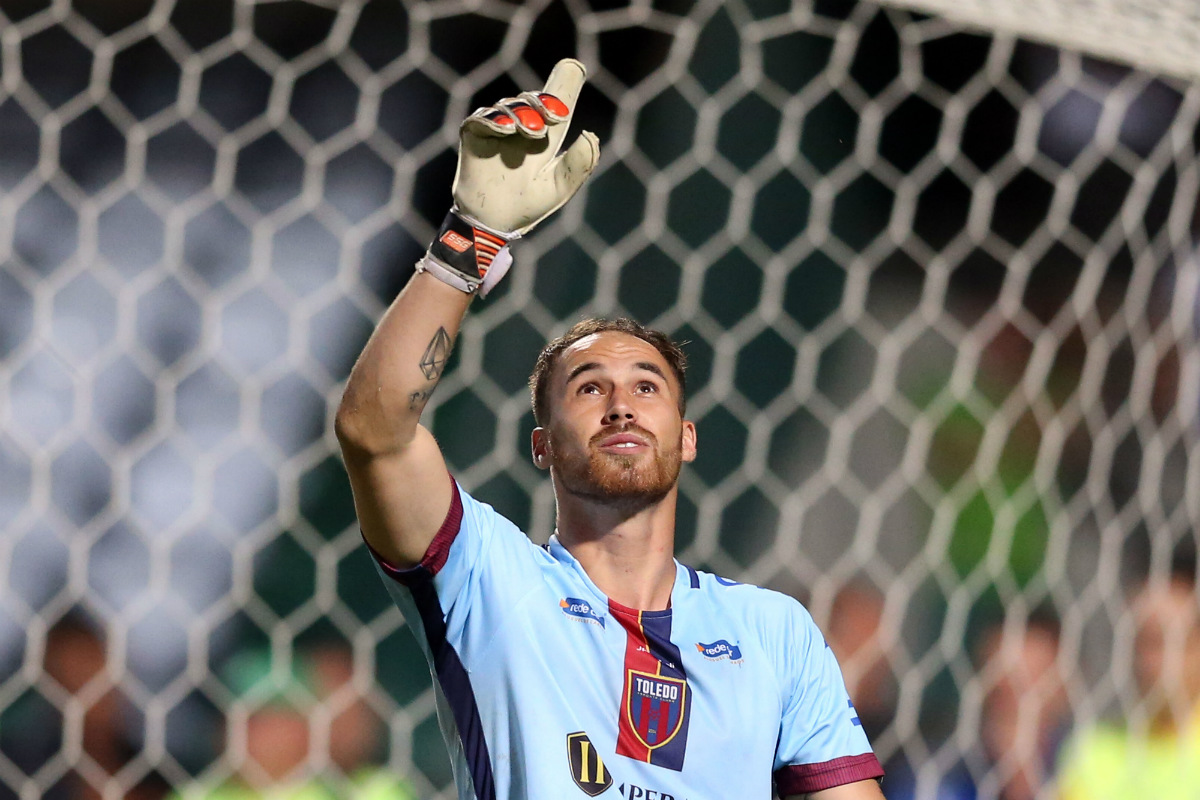 André Luiz mostrou seu cartão de visitas ao ser o herói do Toledo na Taça Barcímio Sicupira. Foto: Albari Rosa