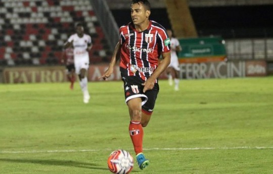 Olho nele: Nadson, meia do Botafogo-SP. Foto: Divulgação/Wsports