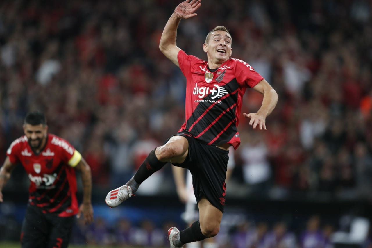 Marco Ruben comemora o gol contra o River Plate. Foto: Jonathan Campos