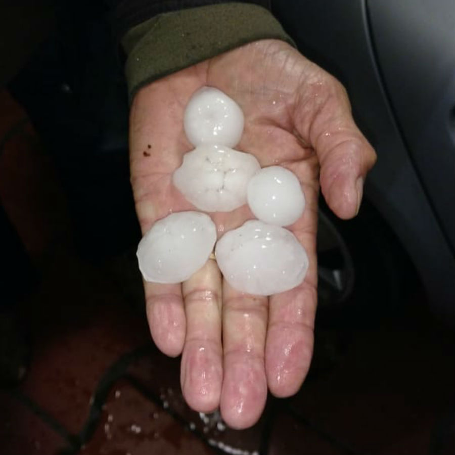 Tamanho das pedras assustou. Foto: Colaboração