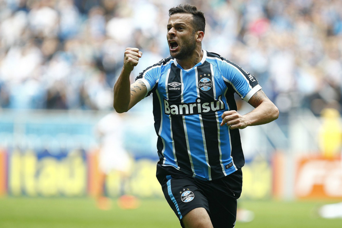 Último time brasileiro de Bobô foi o Grêmio, onde jogou entre 2015 e 2016. Foto: Lucas Uebel/Grêmio