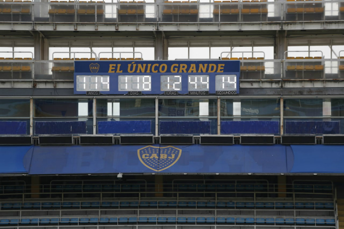 Camarote de Maradona fica, na foto, logo abaixo dos números 12 e 44. Local é privilegiado. Foto: Jonathan Campos