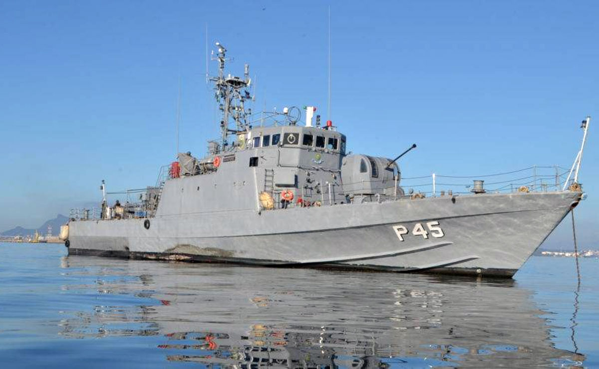 Navio da Marinha vai estar disponível para visitação neste domingo em Paranaguá. Foto: Reprodução.