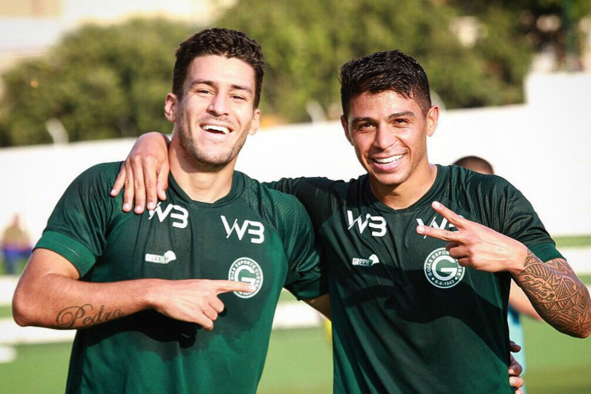 Renatinho (direita) marcou três gols pelo Goiás na Copa Verde, mas não vem sendo utilizado no time principal, Foto: Divulgação/Goiás