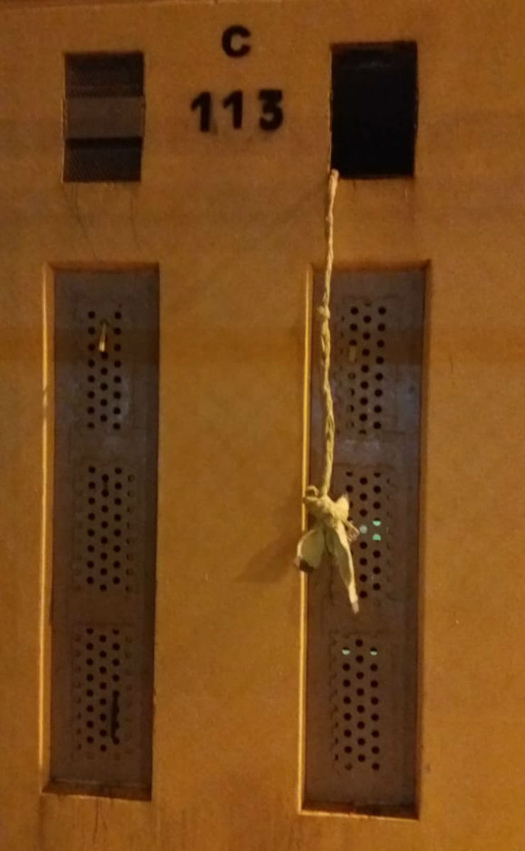 Buraco por onde os presos passaram tinha passaram tinha 20 cm x 30 cm. Foto: Divulgação/Depen