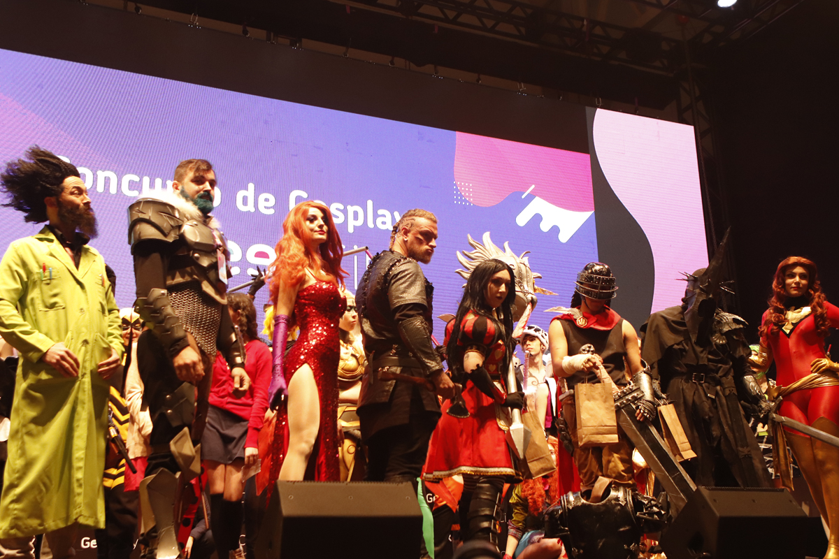 Vencedores do terceiro dia da semfinal do Concurso de Cosplay. Foto: Colaboração/Isabella Moraes