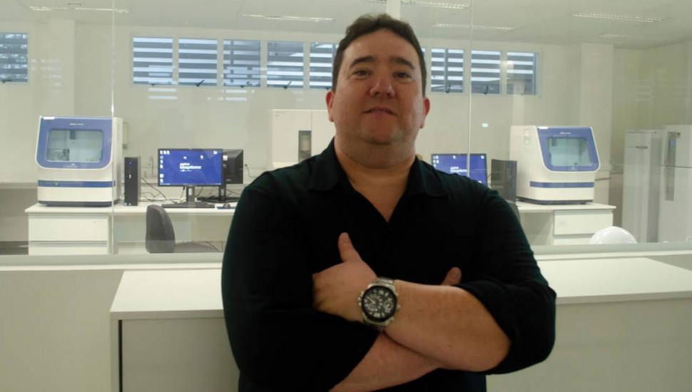 Perito criminal Hemerson Alves se emocionou ao saber que o suspeito da morte de Rachel Genofre havia finalmente sido identificado. Foto: Maicon J. Gomes.