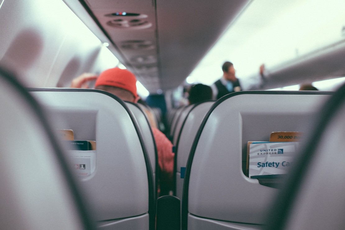 Cursos gratuitos de comissário de bordo e de mecânica de aviões serão oferecidos a pessoas carentes de Curitiba. Imagem ilustrativa. Foto: Pixabay